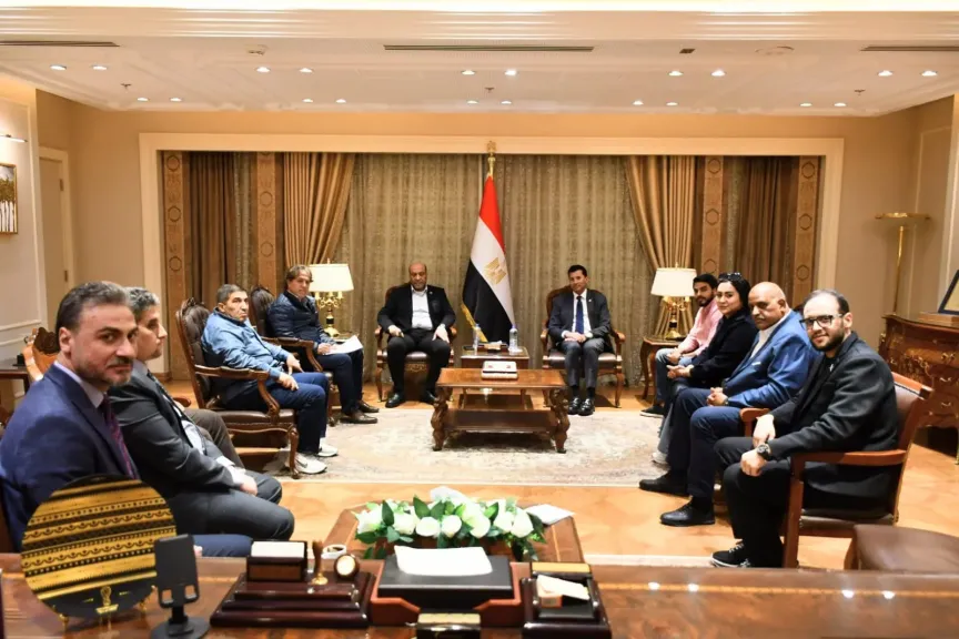 لقاء وزير الشباب مع النواب 