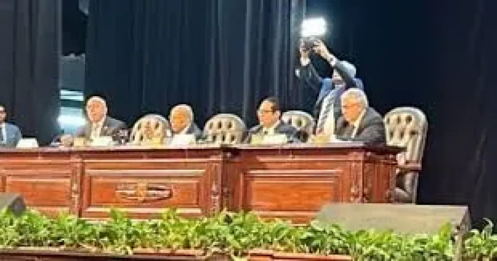 جانب من الحضور 