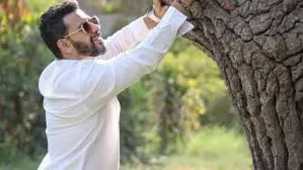 كريم الحسيني