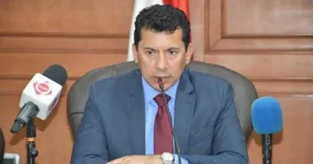 أشرف صبحى وزير الشباب والرياضة