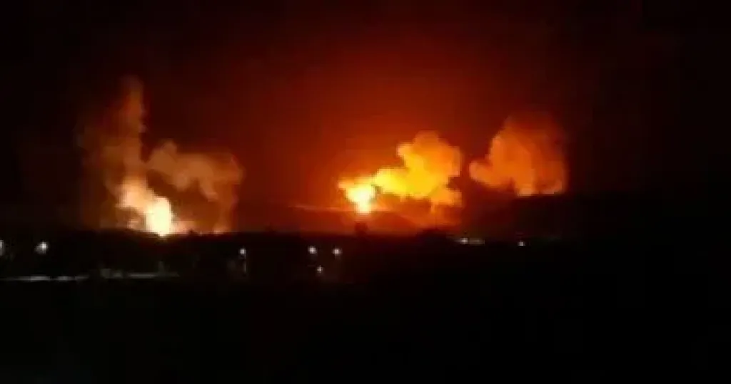 غارات أمريكية
