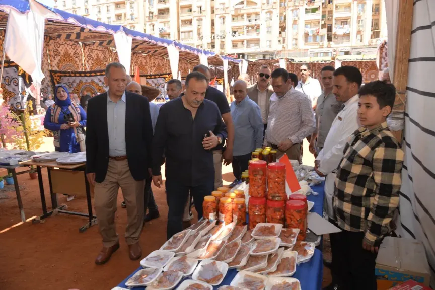 محافظ أسيوط 