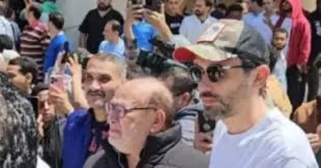 كريم عبد العزيز 