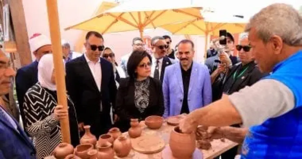 معرض ديارنا للحرف اليدوية والتراثية بالجونة