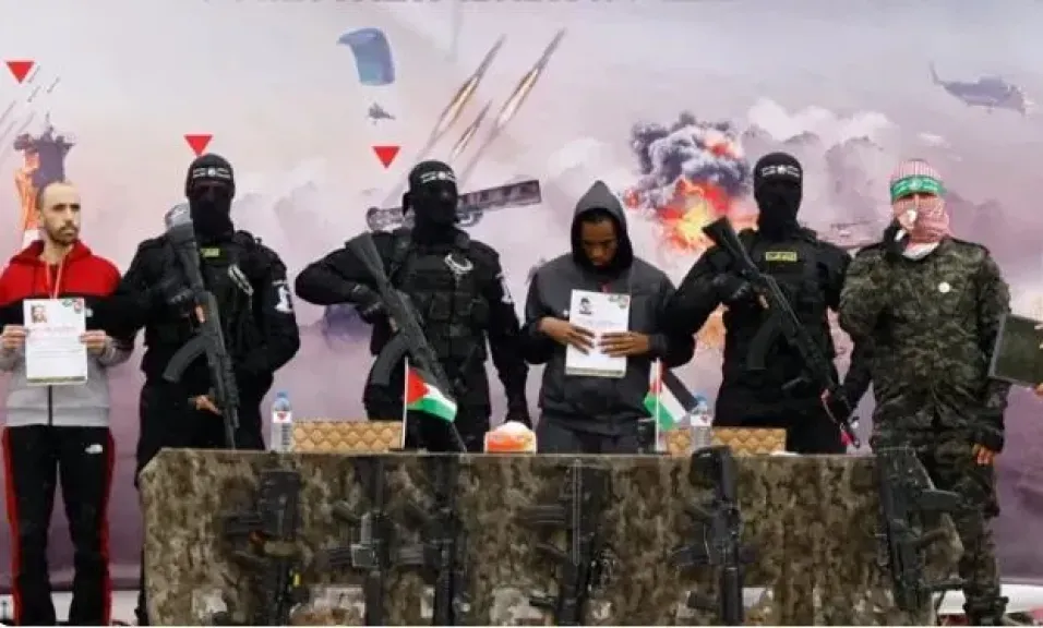 تسليم حماس للمحتجزين الإسرائيليين