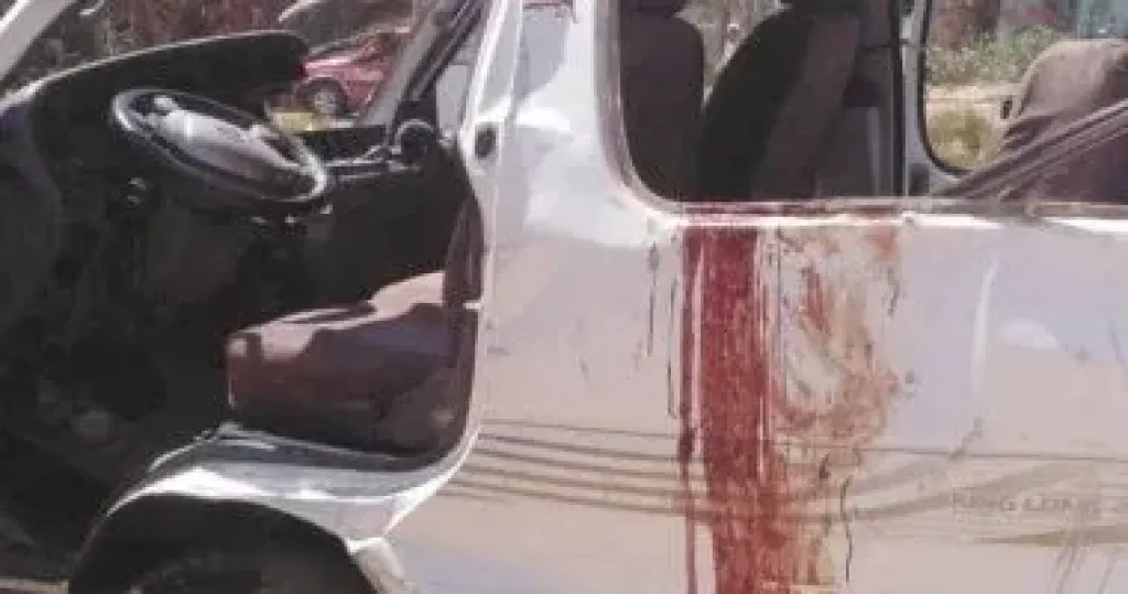حادث تصادم سيارة ميكروباص وتوك توك