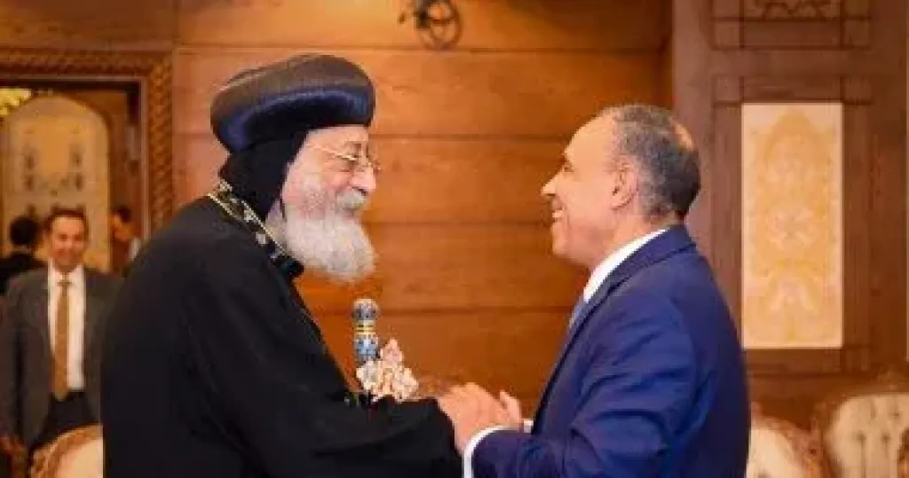 وزير الخارجية يهنئ البابا بعيد القيامة