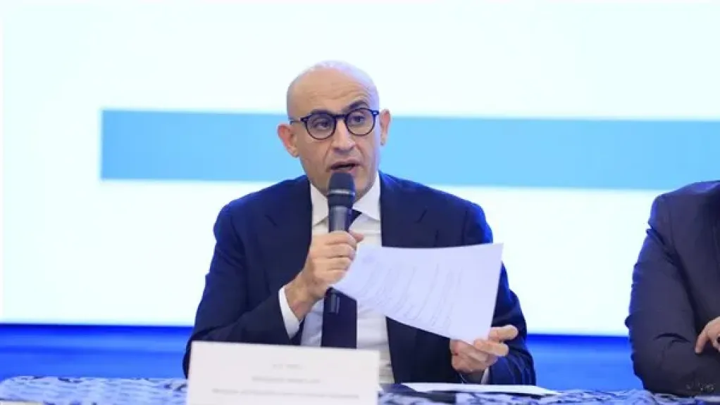 وزير التربية والتعليم 