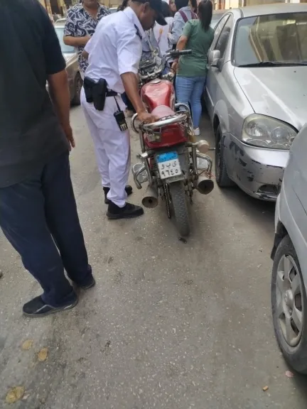 اثناء بحفظ على الدراجه البخاريه