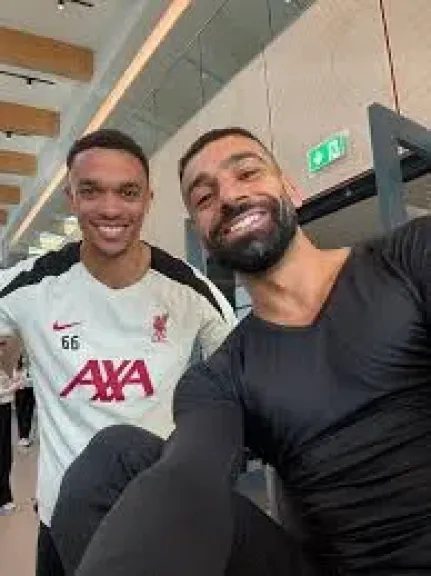 محمد صلاح وأرنولد