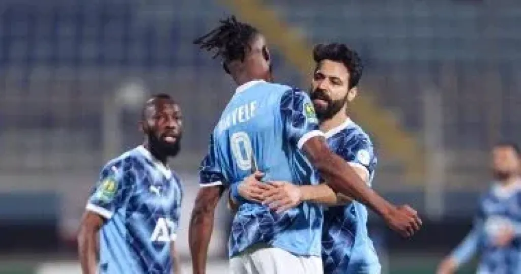 بيراميدز ضد أرولاندو