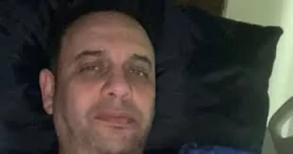 مصطفى قمر