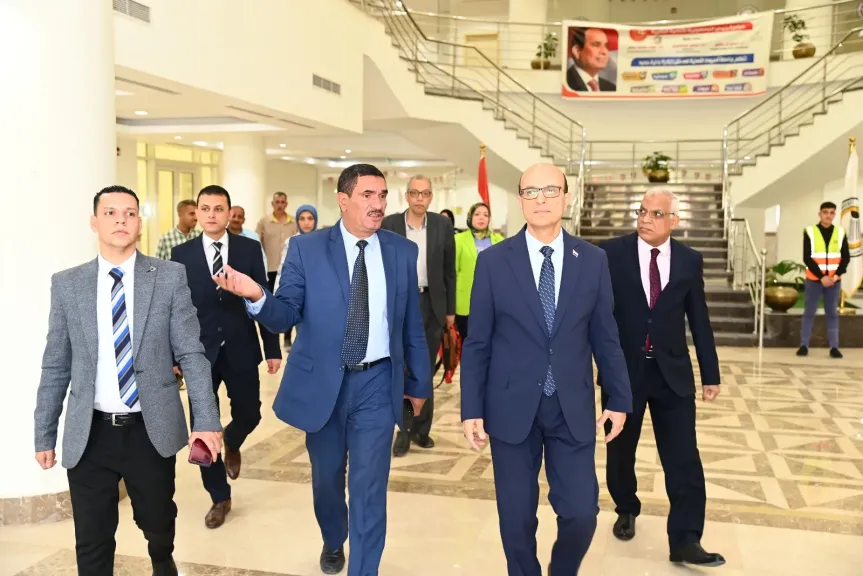 رئيس جامعة 