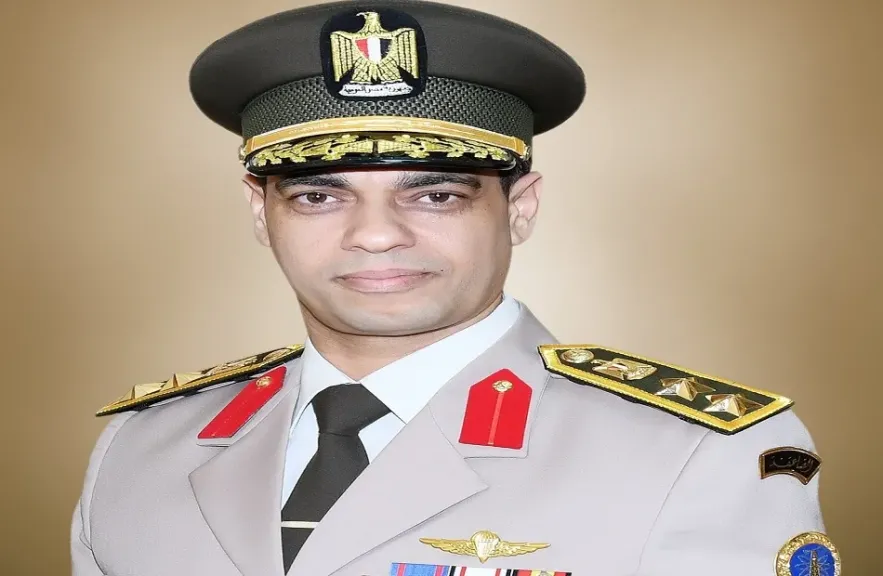 غريب عبد الحافظ 