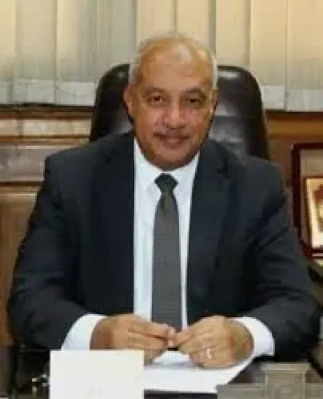 أسامة طلعت