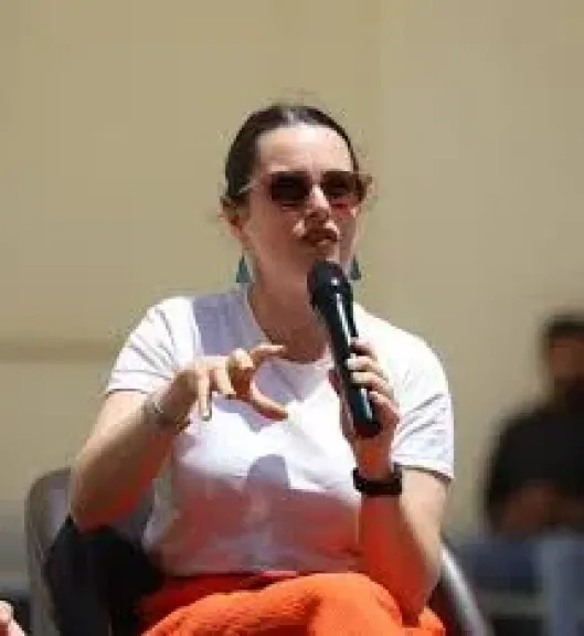 المبرمجة كاميلى ڤارينى