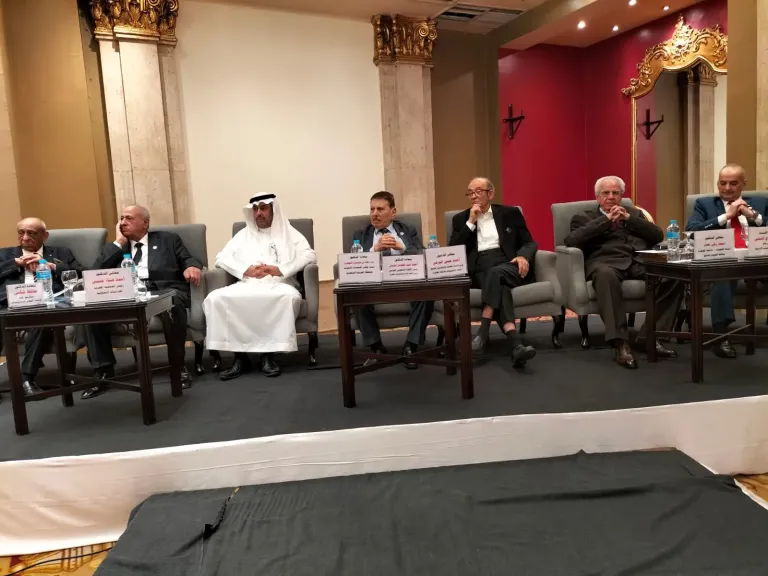 د احمد عبد  الظاهر