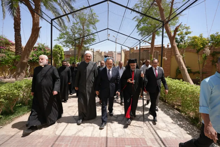 محافظ أسيوط 