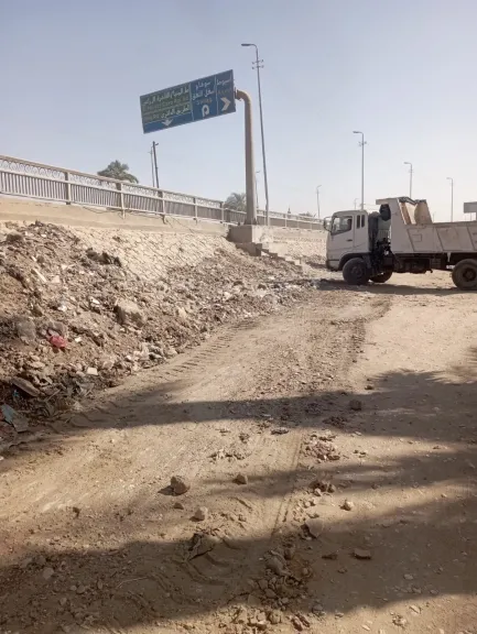جانب من متابعه 