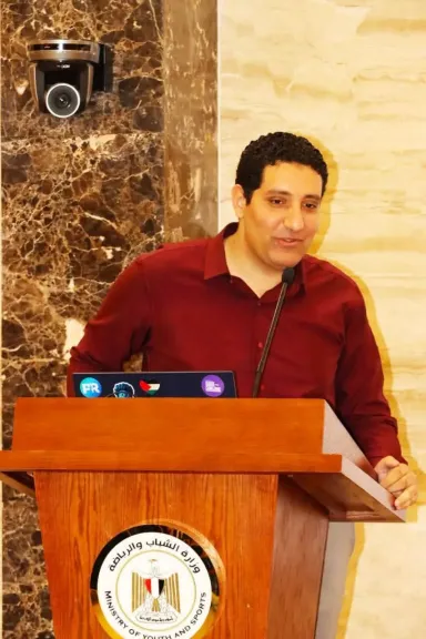 كريم عادل 