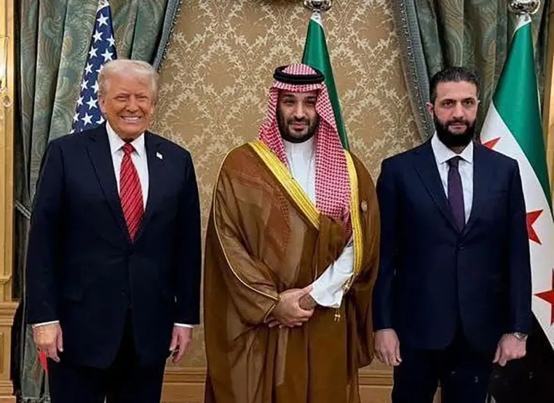 أحمد الشرع وولي العهد السعودي والرئيس ترامب