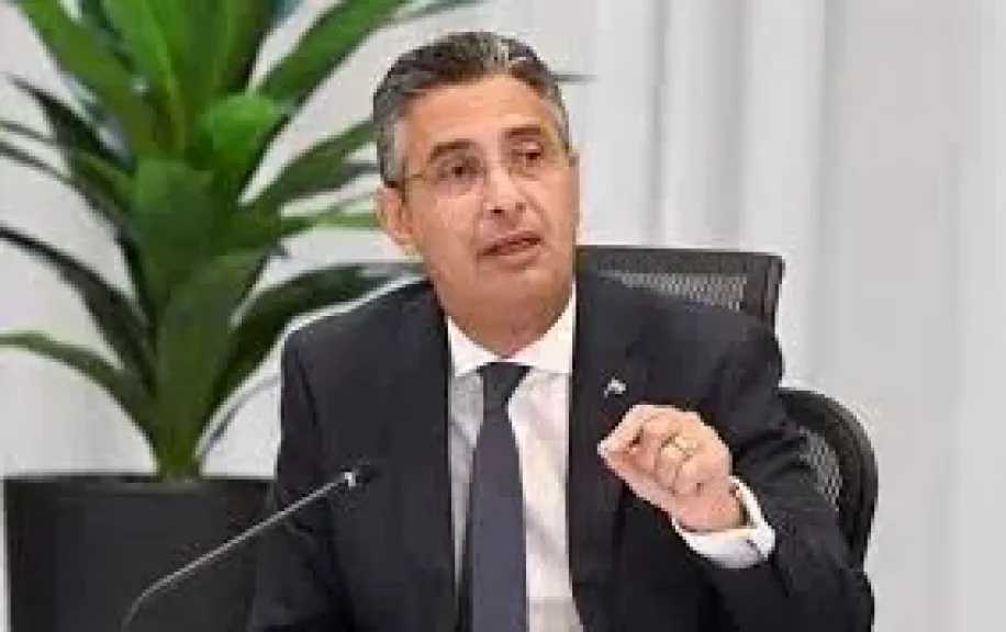 وزير التموين 