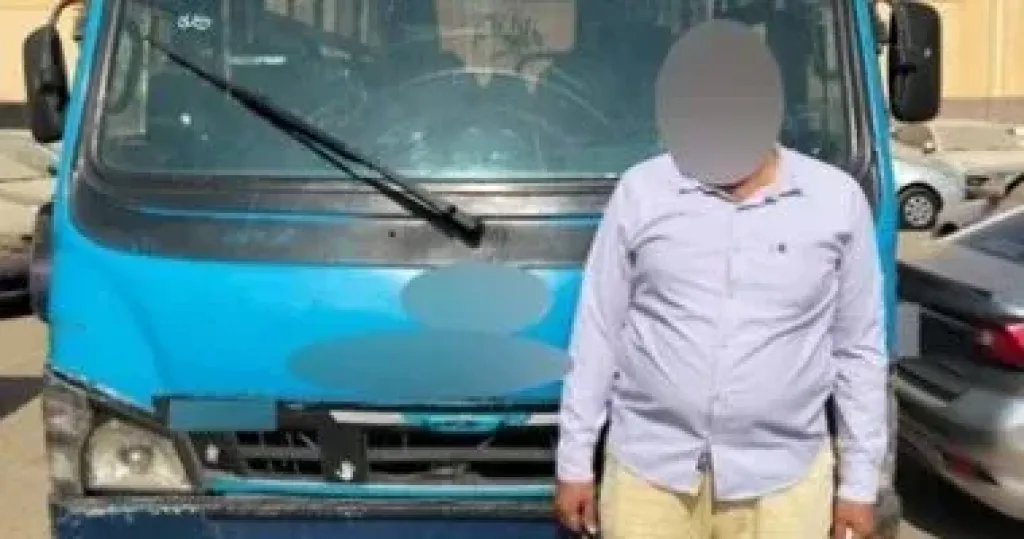 ضبط سائق أتوبيس لا يحمل رخصة ويسير عكس الاتجاه