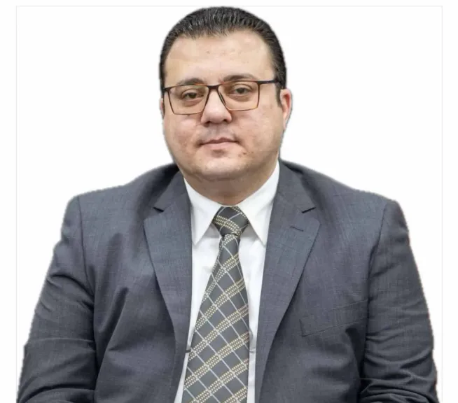 الكاتب 