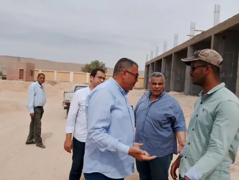 جانب من متابعه 