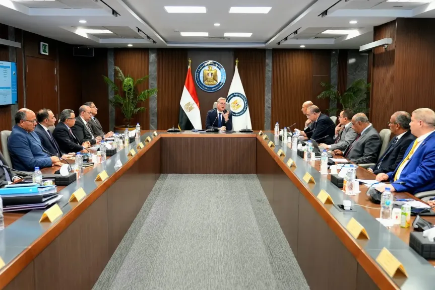 اجتماع وزير البترول 