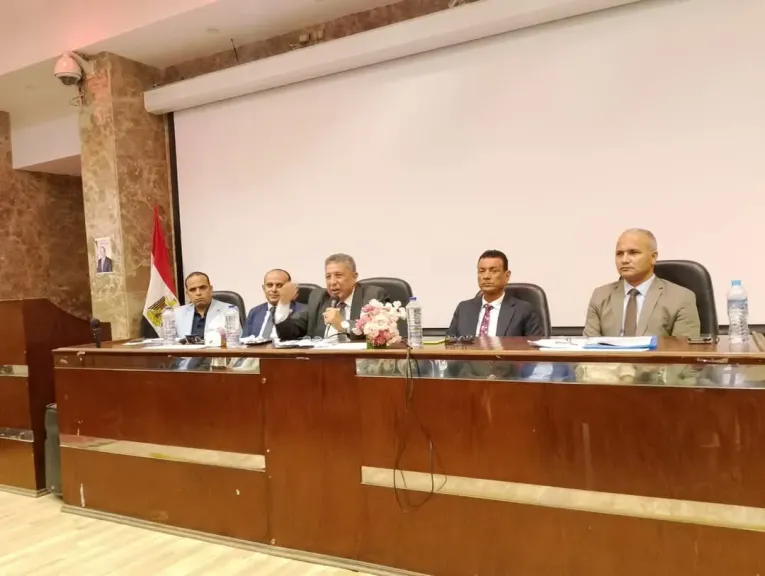 تعليم البحيرة