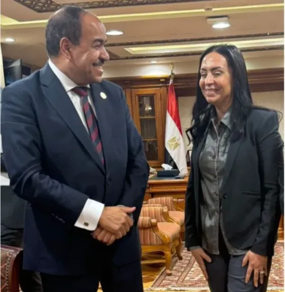 النائب أحمد قورة ووزيرة التضامن الاجتماعى 