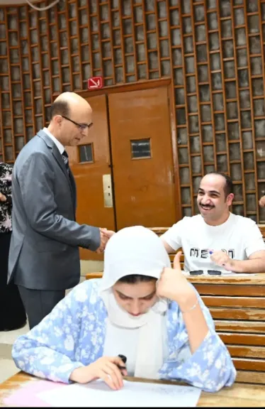 رئيس جامعة 