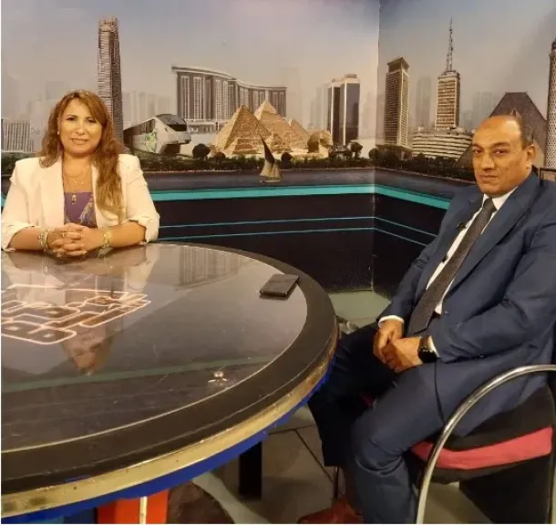 الكاتب الصحفى سمير دسوقى والاعلامية  سارة الهلال