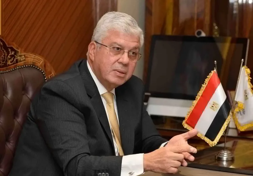الدكتور أيمن عاشور وزير التعليم العالي والبحث العلمي