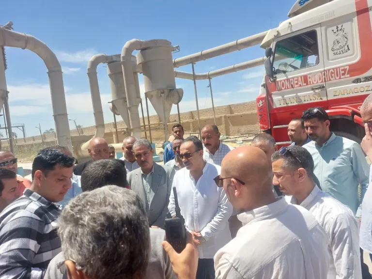 محافظ أسيوط 