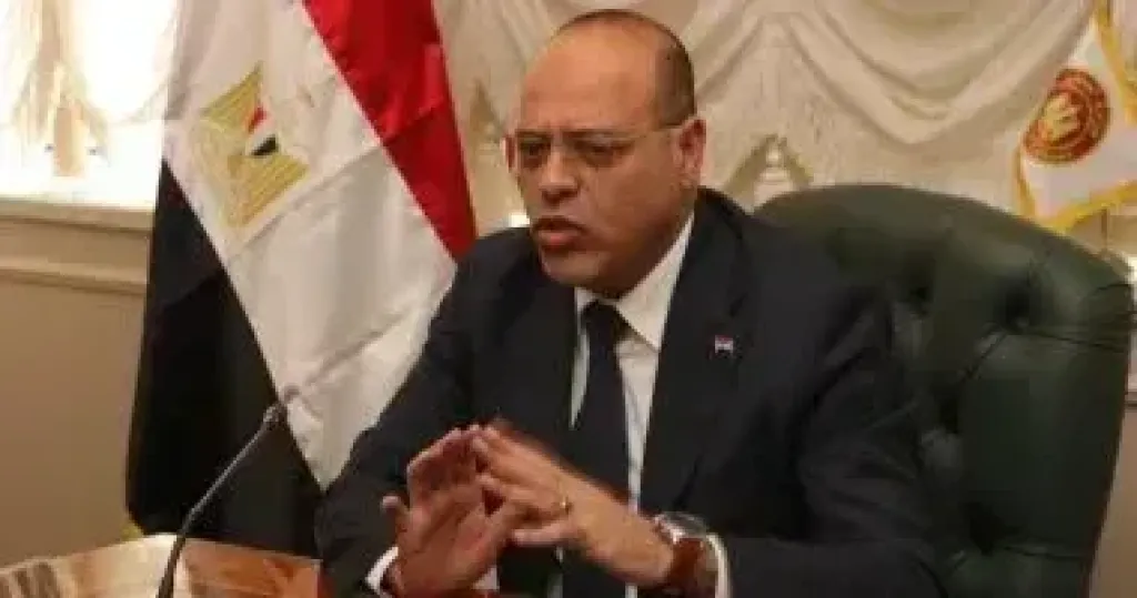 وزير العمل-