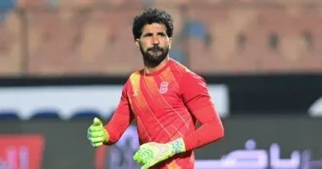المهدى سليمان حارس مرمى فريق الاتحاد السكندرى
