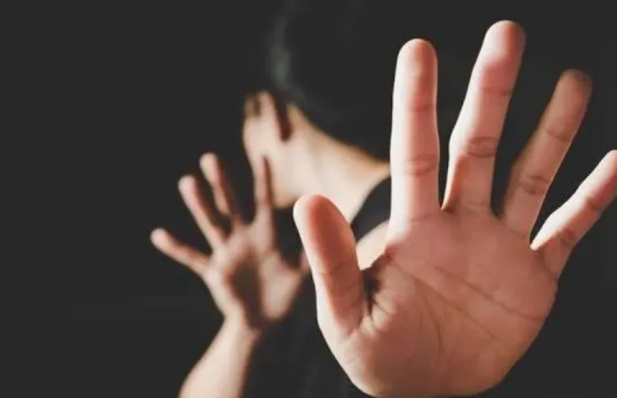 التحرش- تعبيرية
