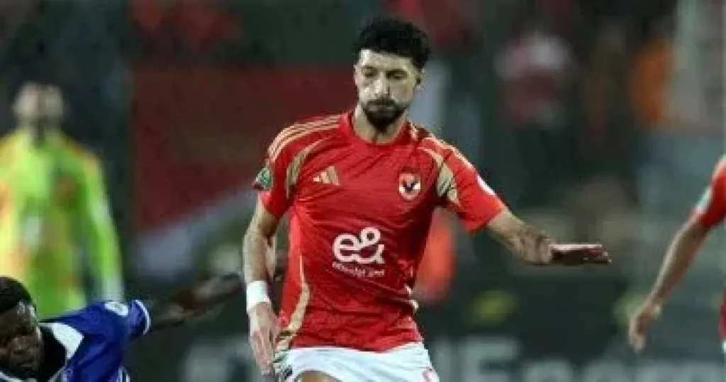 وسام أبو على مهاجم فريق الأهلي