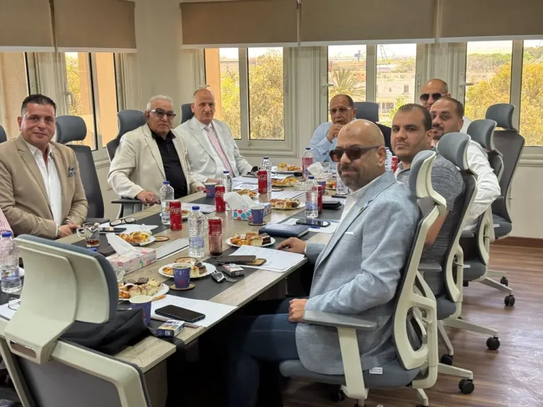 جانب من الاجتماع 