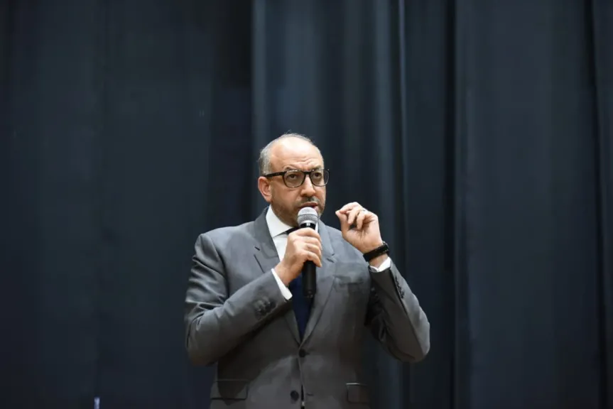 الدكتور حسام االمندوه الحسينى 