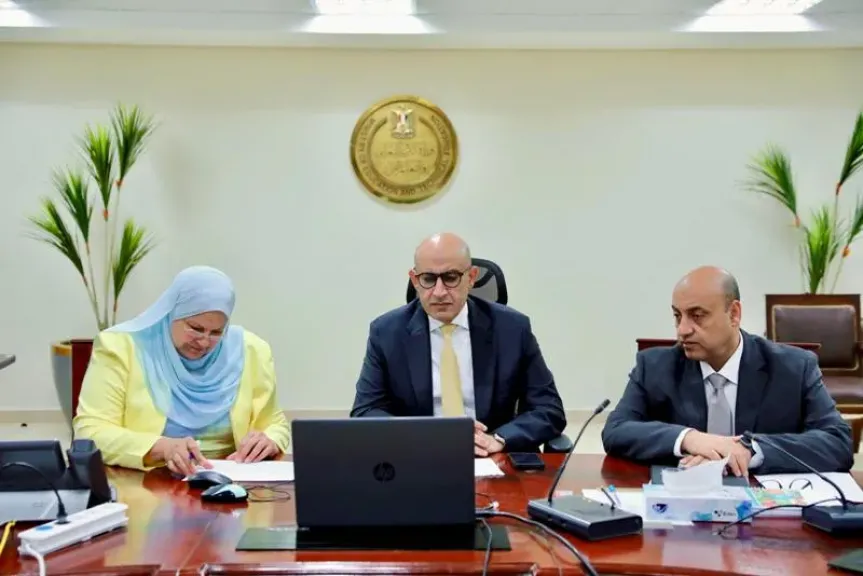 متابعة وزير التعليم سير امتحانات الدور الأول للدبلومات الفنية من خلال غرفة العمليات المركزية