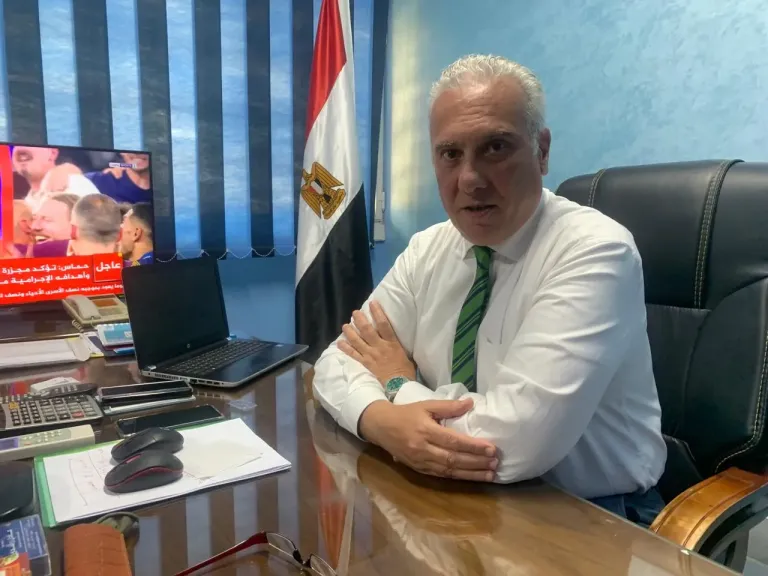 عادل رشدى