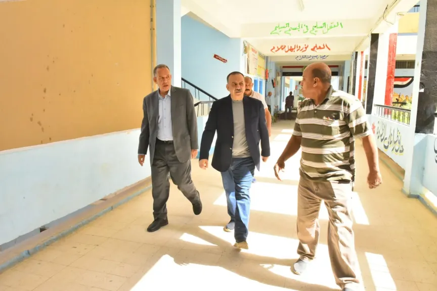 محافظ أسيوط 