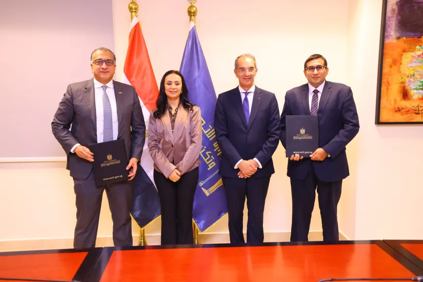 وزير الاتصالات