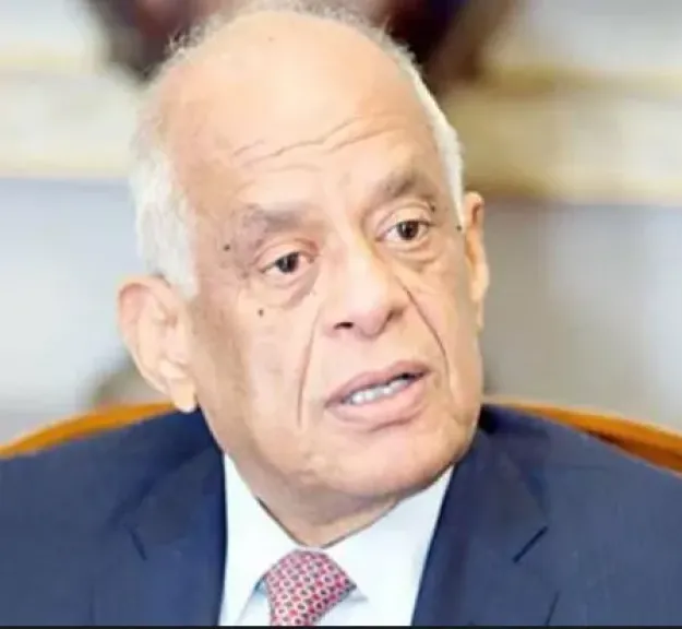 الدكتور على عبد العال