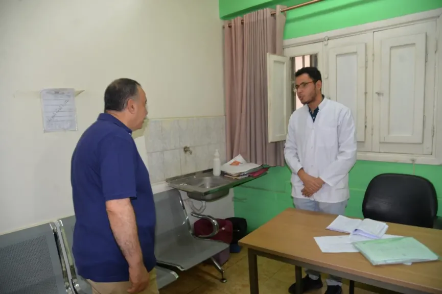 محافظ أسيوط 