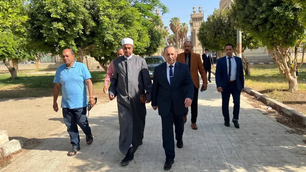 محافظ أسيوط 