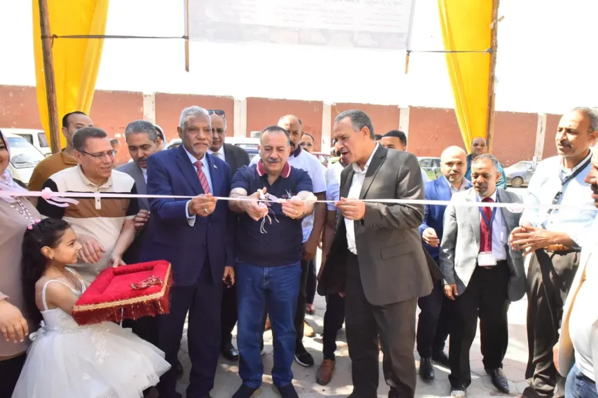 محافظ أسيوط 